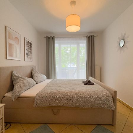 110Qm - 4 Zimmer - Privat Parkplatz - Zentral - Balkon - Mallibase Apartments Kassel Eksteriør bilde